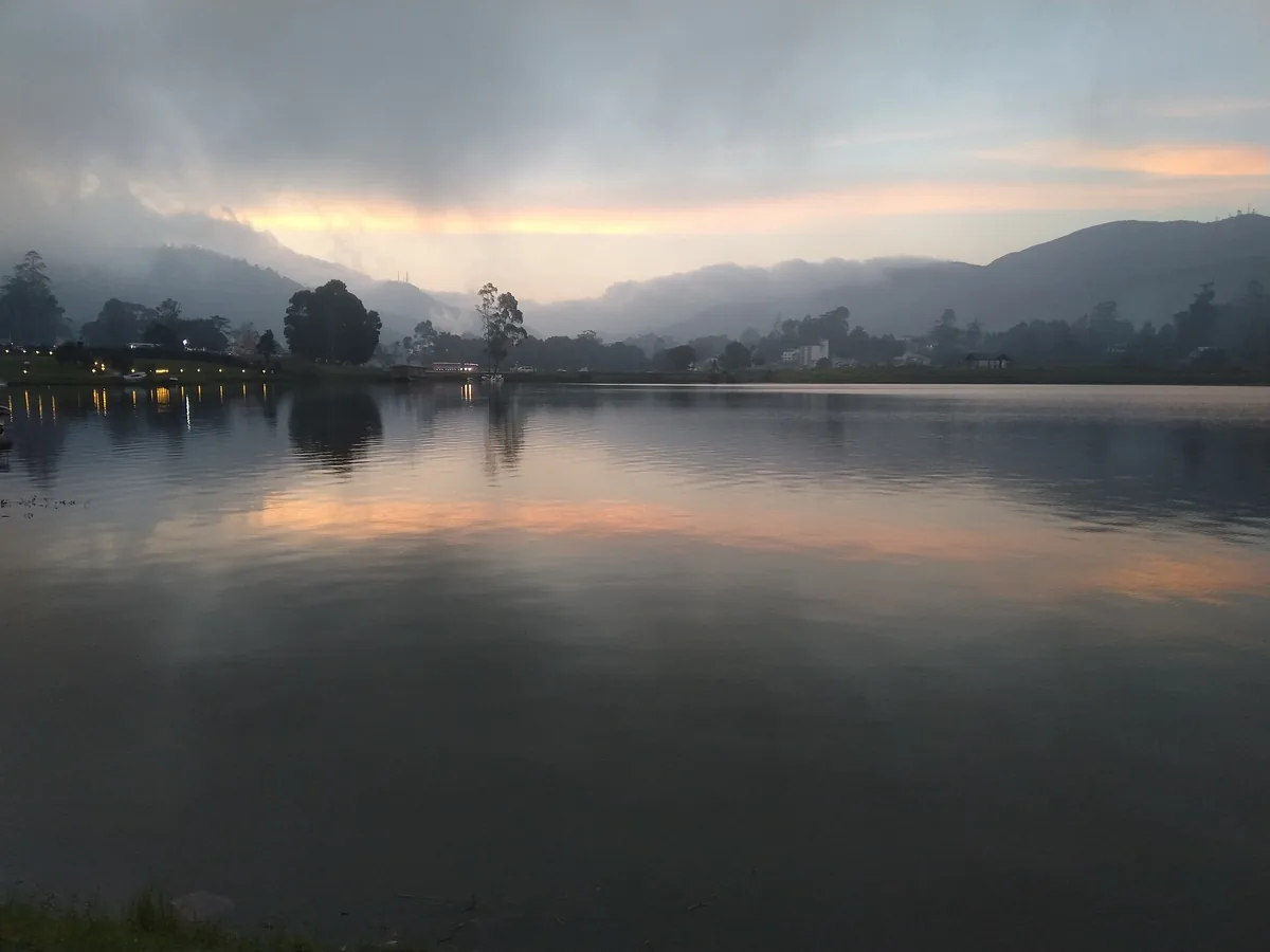 Evening light on Gregory Lake at Nuwara Eliya.
